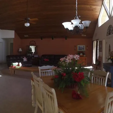Mirror Lake Resort Bed & Breakfast